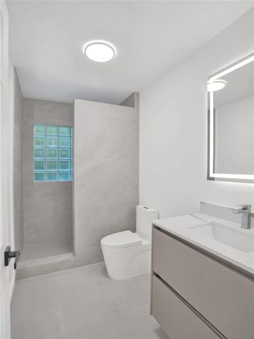 2891 NW 28th Ter, Boca Raton, FL 33434