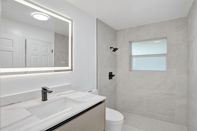 2891 NW 28th Ter, Boca Raton, FL 33434