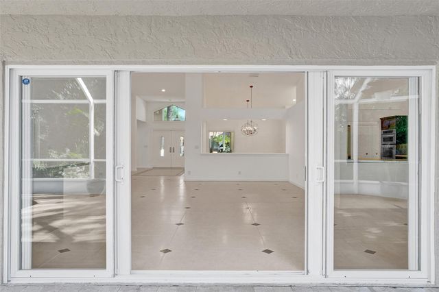 2891 NW 28th Ter, Boca Raton, FL 33434