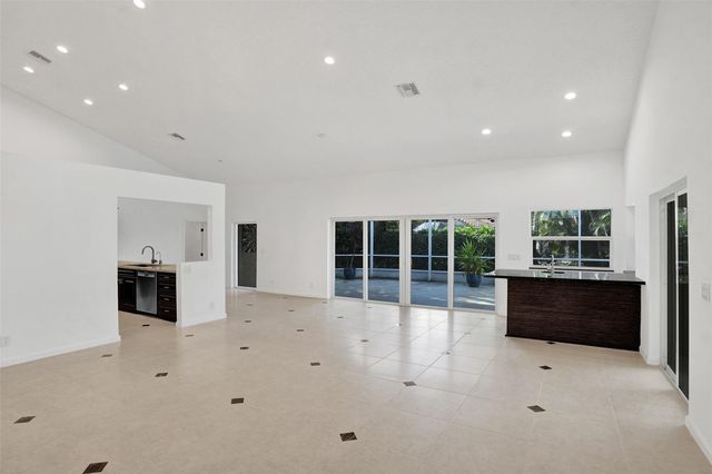 2891 NW 28th Ter, Boca Raton, FL 33434