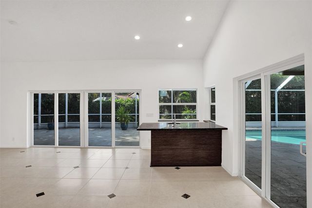 2891 NW 28th Ter, Boca Raton, FL 33434