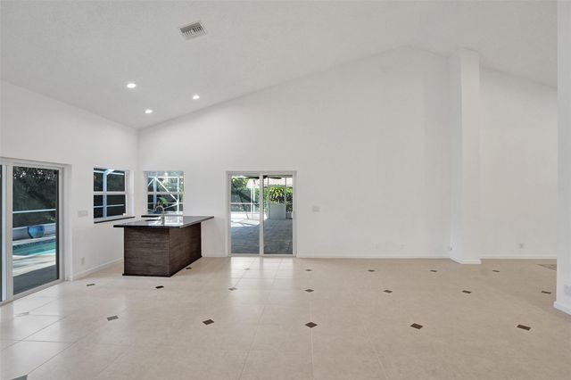 2891 NW 28th Ter, Boca Raton, FL 33434