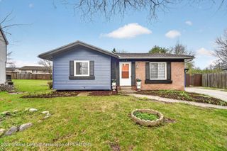 4316 Dumfries Circle, Lansing, MI 48911