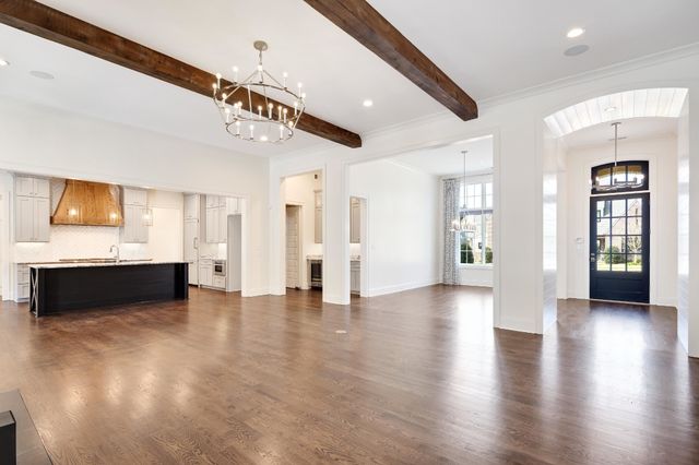 9053 WINSTON WOODS CIR, Memphis, TN 38139