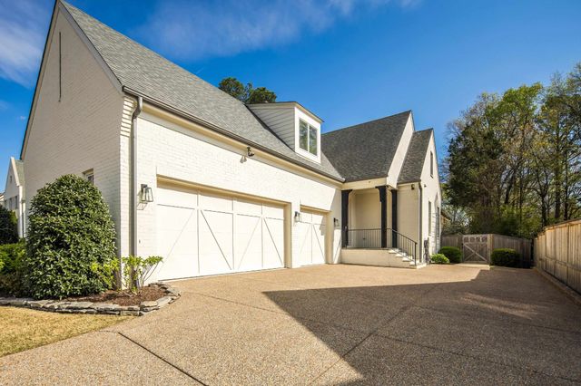 9053 WINSTON WOODS CIR, Memphis, TN 38139