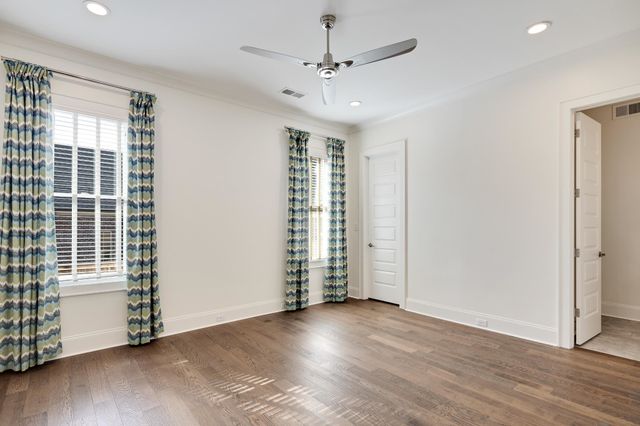 9053 WINSTON WOODS CIR, Memphis, TN 38139