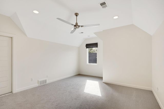 9053 WINSTON WOODS CIR, Memphis, TN 38139