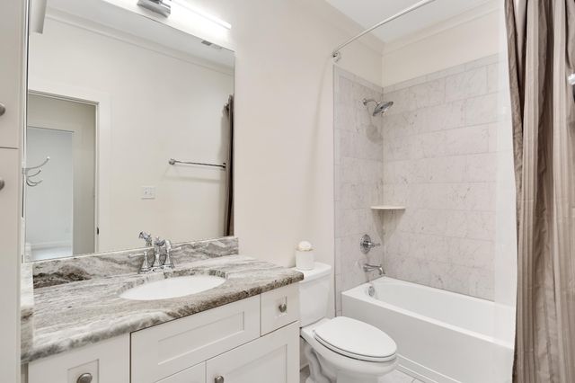 9053 WINSTON WOODS CIR, Memphis, TN 38139