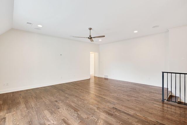 9053 WINSTON WOODS CIR, Memphis, TN 38139