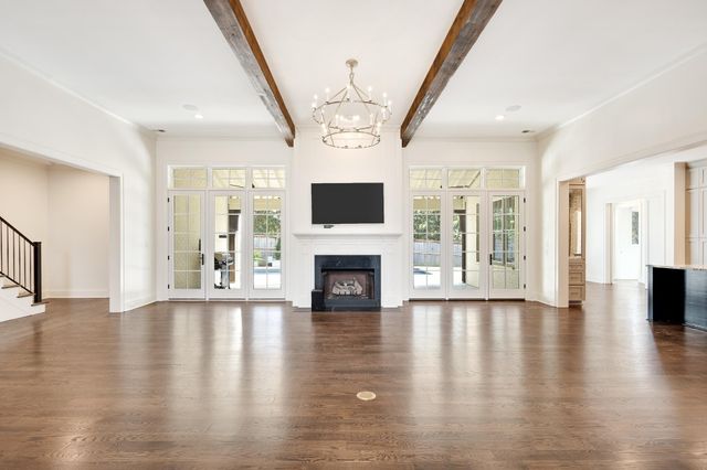 9053 WINSTON WOODS CIR, Memphis, TN 38139