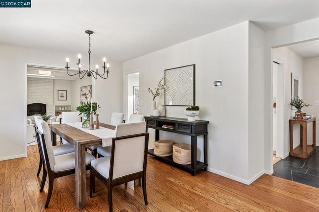 152 Tharp Dr, Moraga, CA 94556