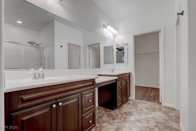 6521 Grand Concourse Street, Las Vegas, NV 89166