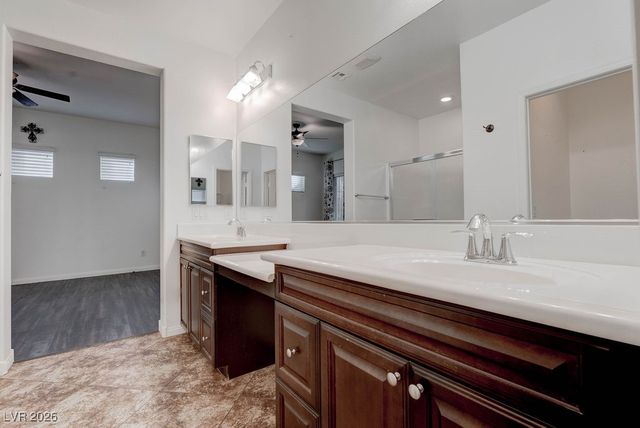 6521 Grand Concourse Street, Las Vegas, NV 89166