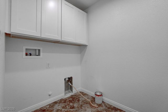 6521 Grand Concourse Street, Las Vegas, NV 89166