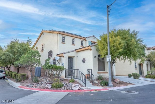 6521 Grand Concourse Street, Las Vegas, NV 89166