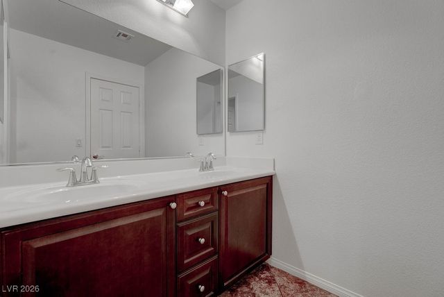 6521 Grand Concourse Street, Las Vegas, NV 89166