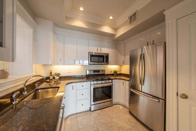 195 Webster St 3, Boston, MA 02128