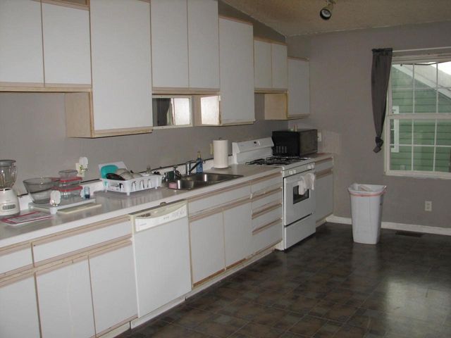 5318 65th STREET, Kenosha, WI 53142