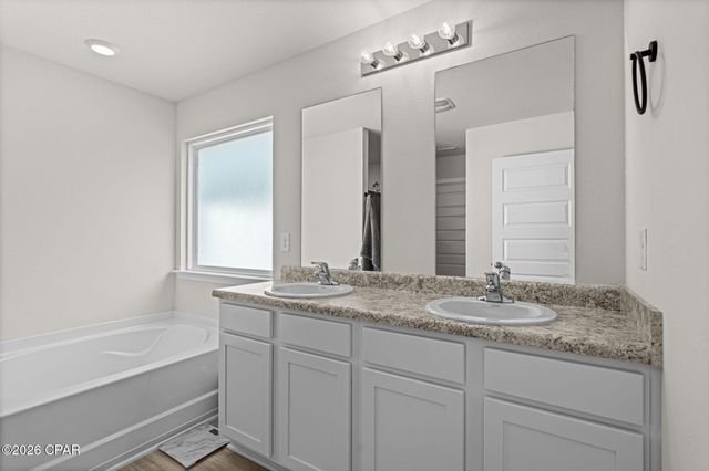 6568 Slabinski Lane, Panama City, FL 32404