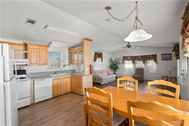 2208 W Bogey Drive, Mission, TX 78572