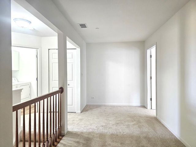 171 Willoughby Court E, Yorkville, IL 60560