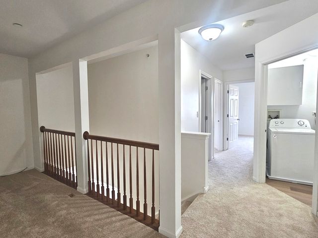 171 Willoughby Court E, Yorkville, IL 60560