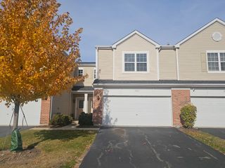 171 Willoughby Court E, Yorkville, IL 60560