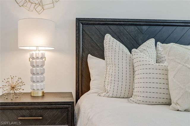 850 Central AVE 209, Naples, FL 34102