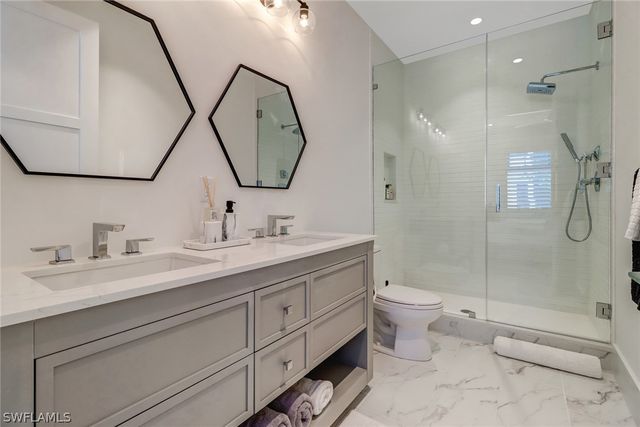 850 Central AVE 209, Naples, FL 34102