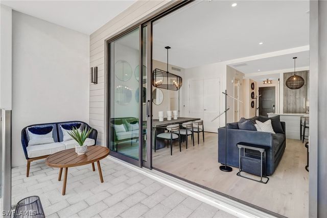 850 Central AVE 209, Naples, FL 34102