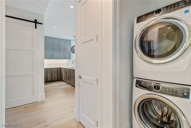 850 Central AVE 209, Naples, FL 34102