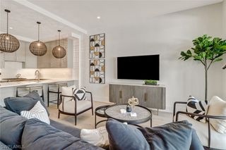 850 Central AVE 209, Naples, FL 34102