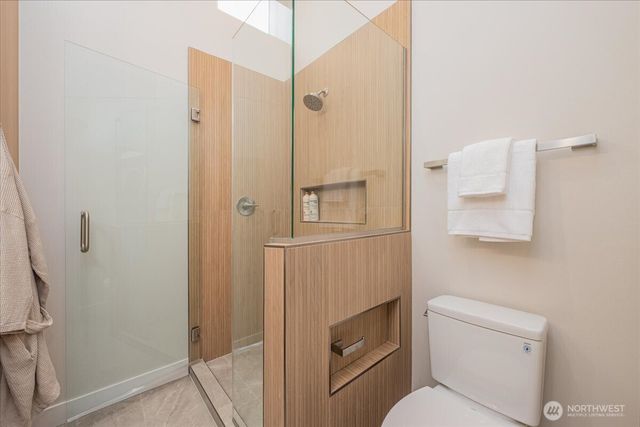 11740 Phinney Avenue N, Seattle, WA 98133