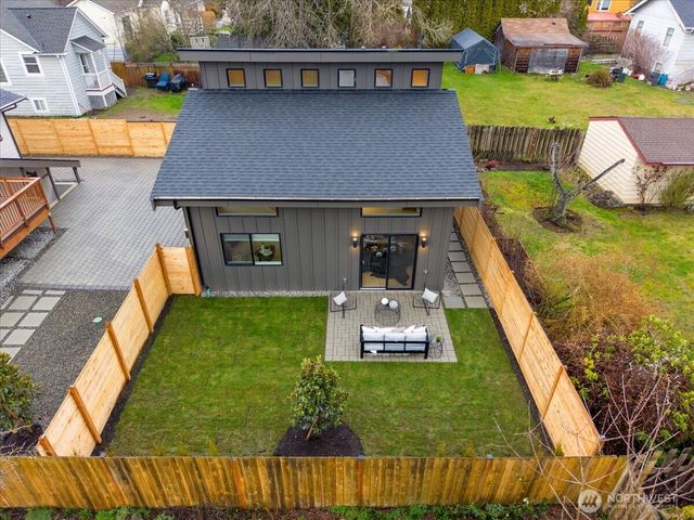 11740 Phinney Avenue N, Seattle, WA 98133