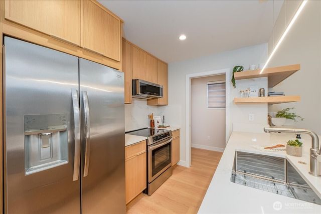 11740 Phinney Avenue N, Seattle, WA 98133