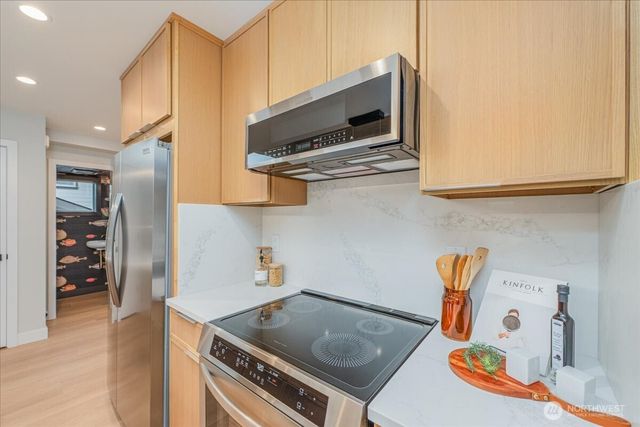 11740 Phinney Avenue N, Seattle, WA 98133