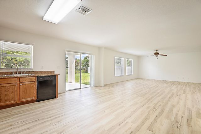 617 SE Karrigan Terrace, Port St. Lucie, Port St Lucie, FL 34983