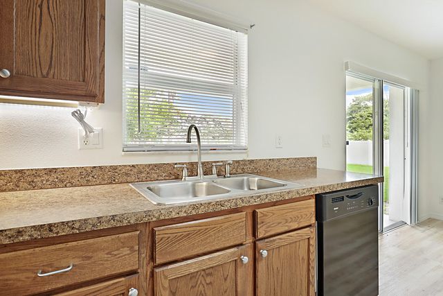 617 SE Karrigan Terrace, Port St. Lucie, Port St Lucie, FL 34983