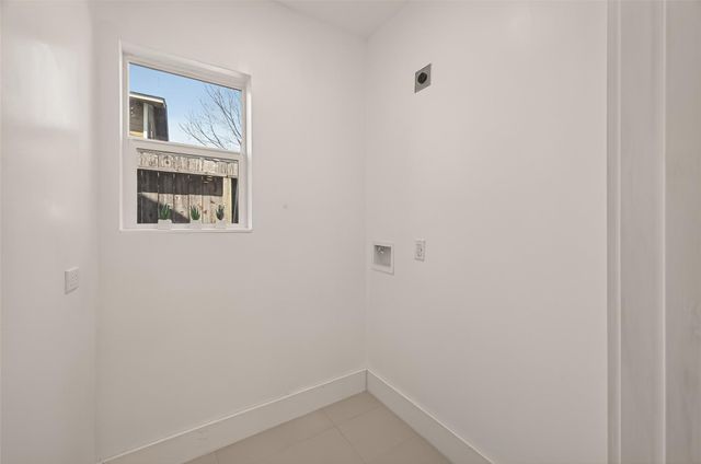 339 E Delz Drive, Houston, TX 77022