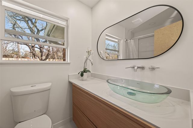 339 E Delz Drive, Houston, TX 77022