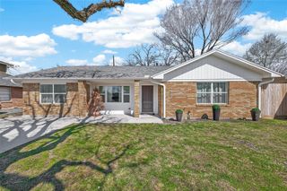 339 E Delz Drive, Houston, TX 77022