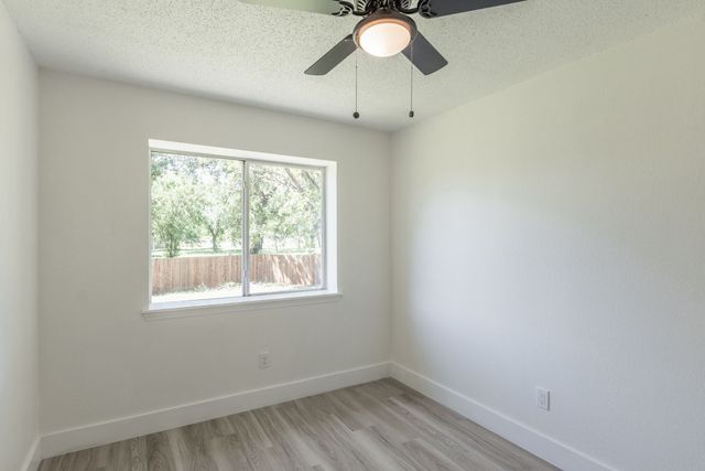 3901 Winter Park, Balch Springs, TX 75180