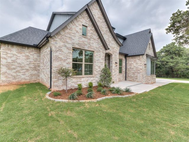 13025 Stagecoach Trail, Arcadia, OK 73007