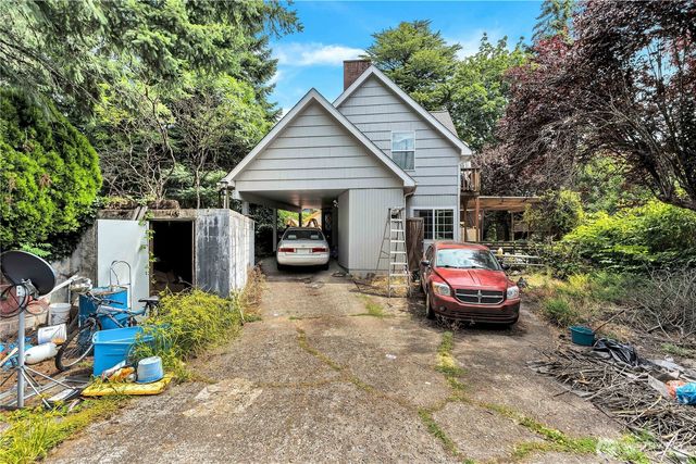 2307 W Castleman Street, Longview, WA 98632