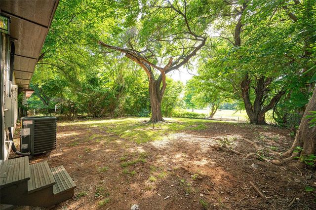 3501 Sycamore Drive, Midwest City, OK 73110