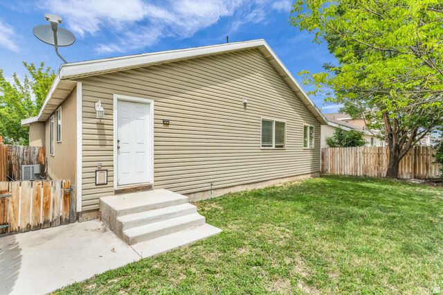 3293 W BROOKWAY DR, West Valley City, UT 84119
