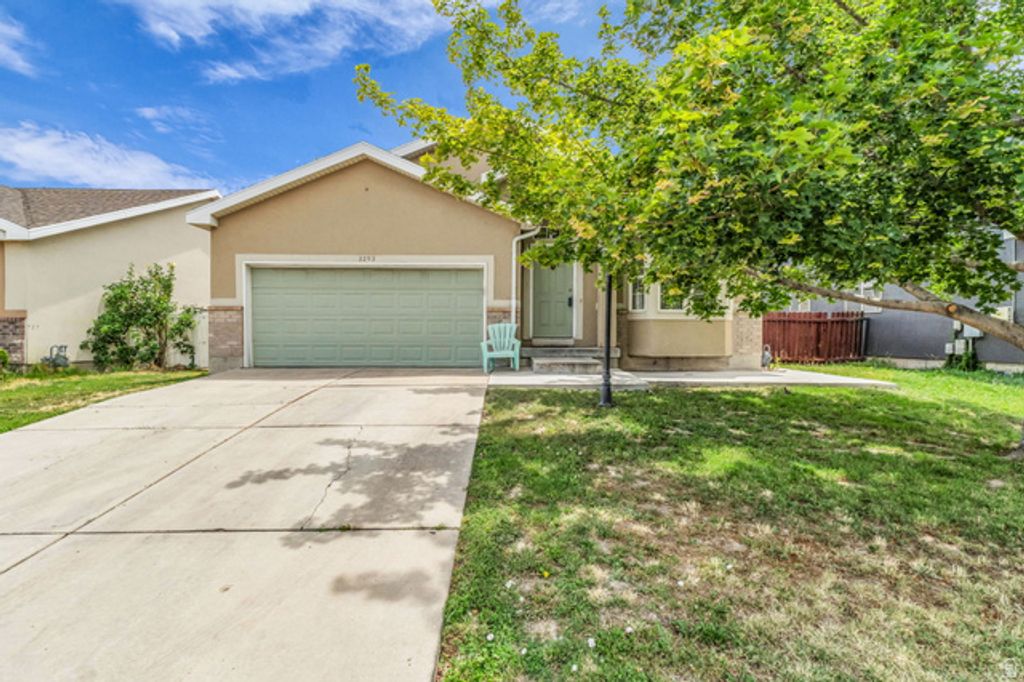 3293 W BROOKWAY DR, West Valley City, UT 84119