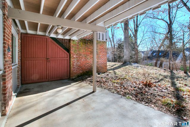 103 Southport Woods Drive 103, Fairfield, CT 06890