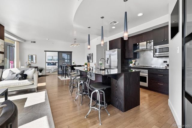 2001 Lincoln Street 810, Denver, CO 80202