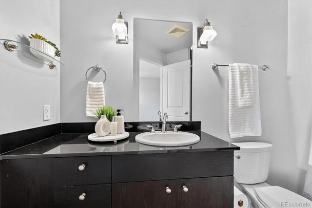 2001 Lincoln Street 810, Denver, CO 80202